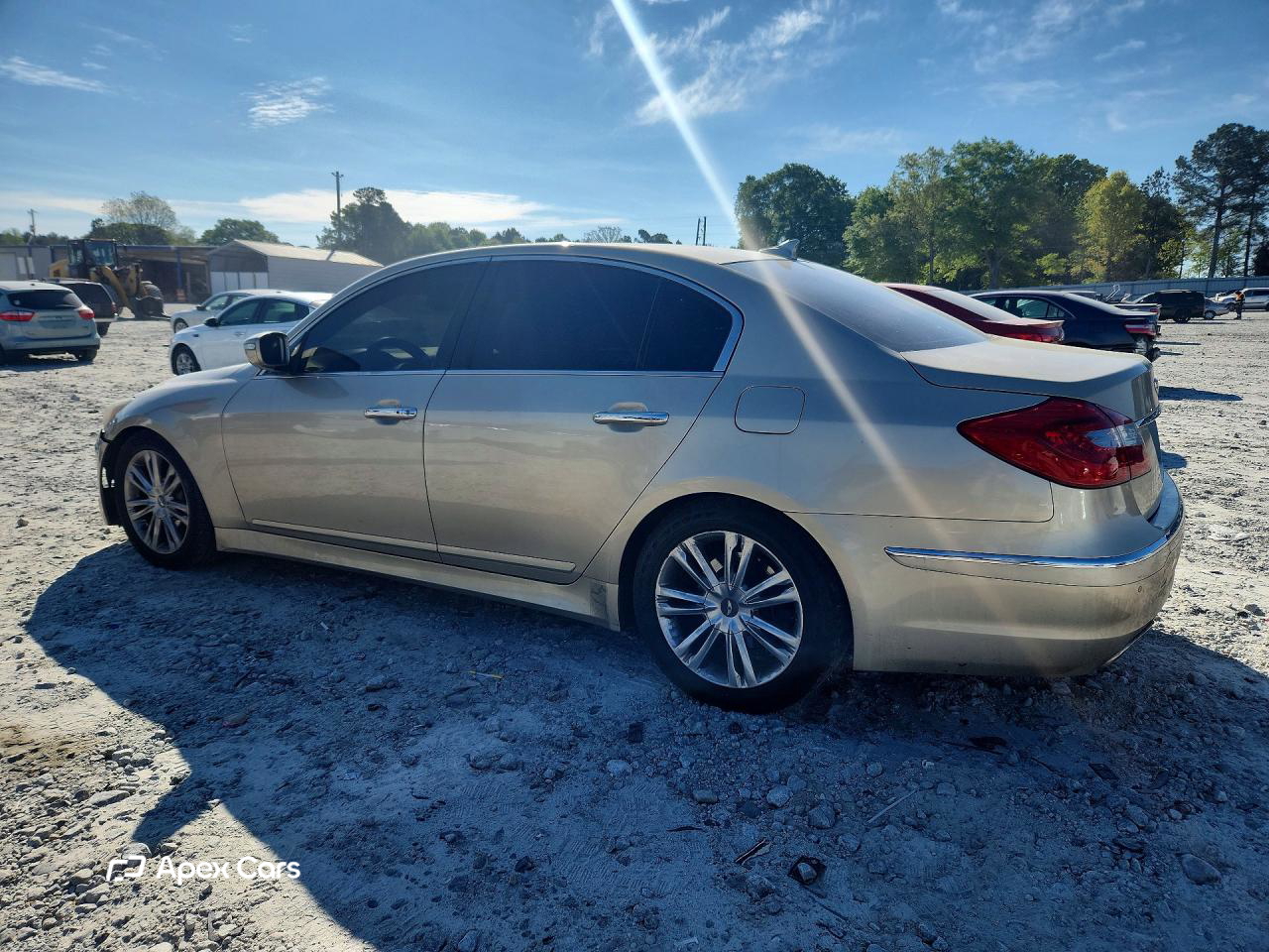 Hyundai Genesis 2012