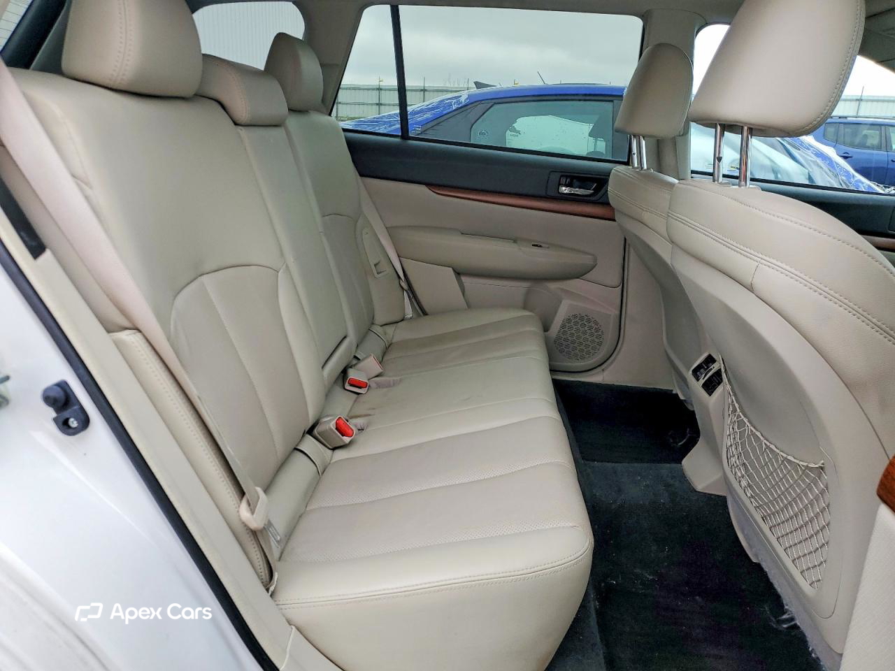 Subaru Outback 2014