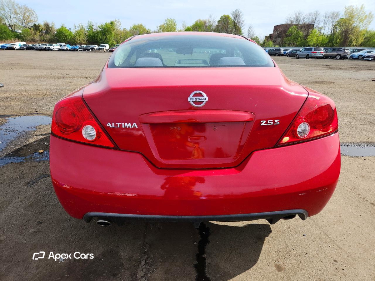Nissan Altima 2012
