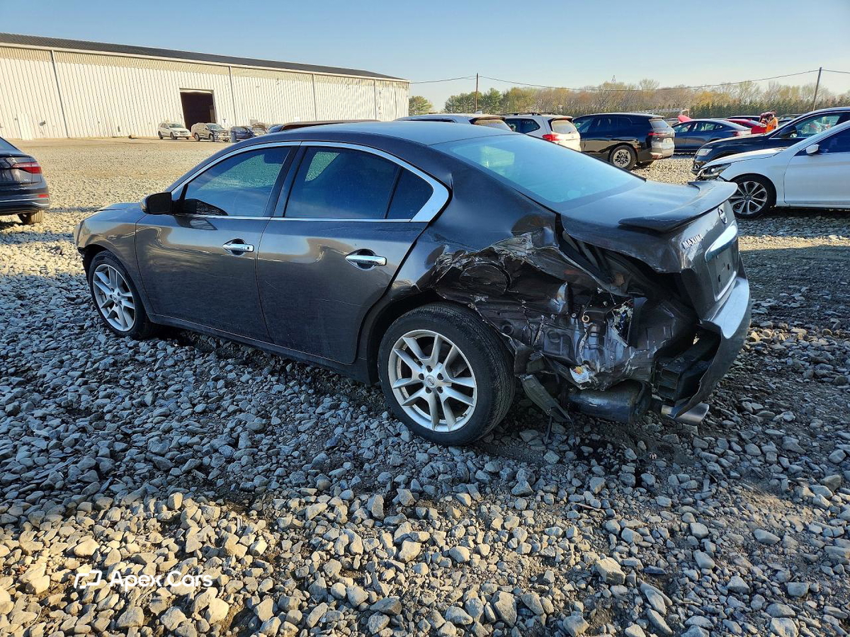 Nissan Maxima 2012