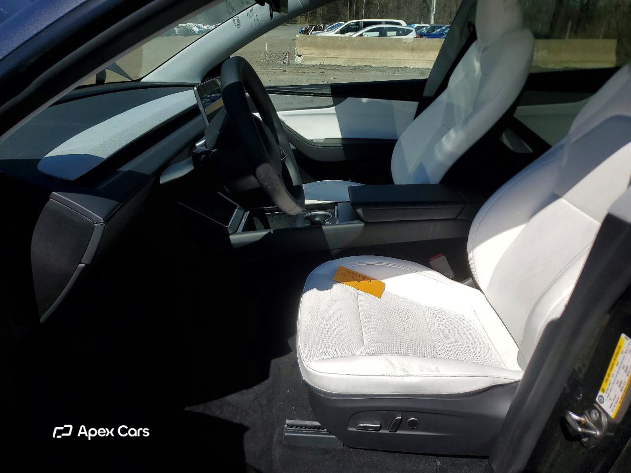 Tesla Model Y 2026