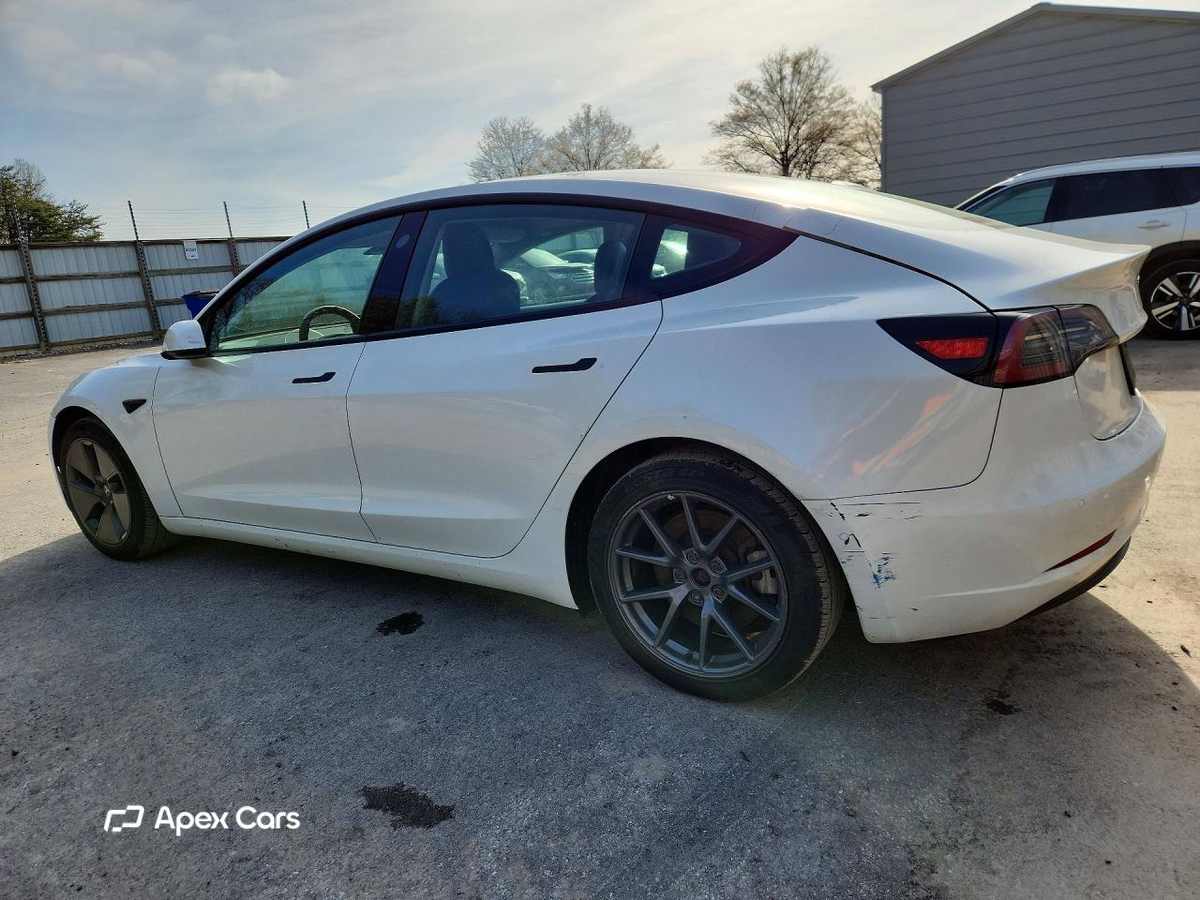 Tesla Model 3 2022