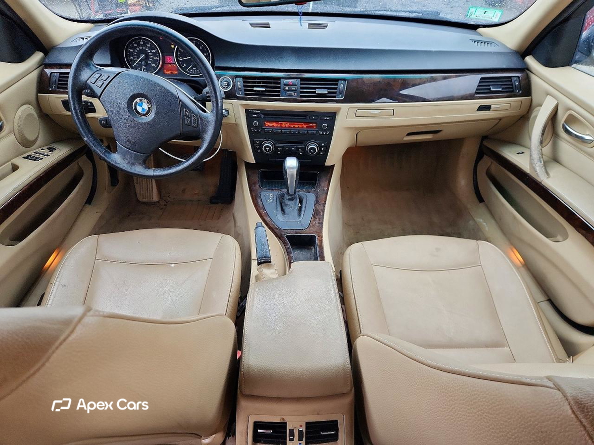 BMW Series 3 2010