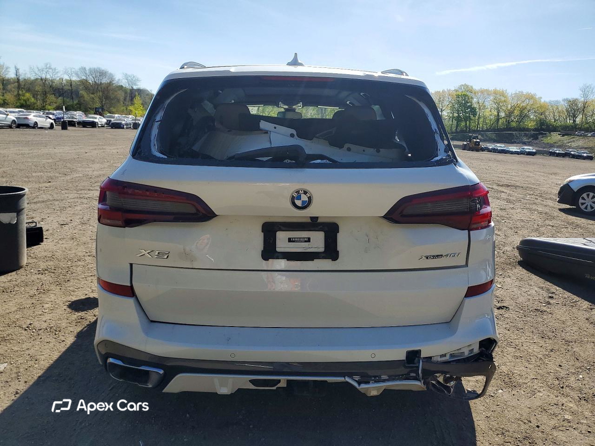 BMW X5 2021