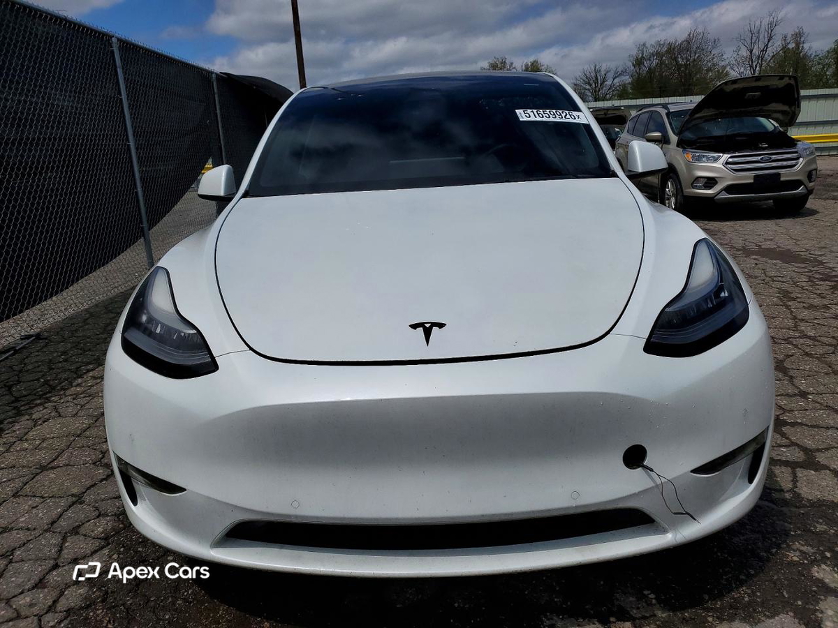 Tesla Model Y 2021