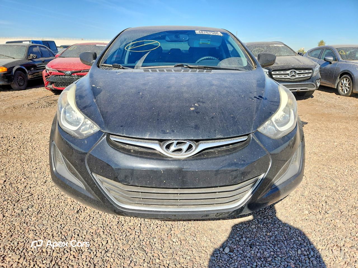 Hyundai Elantra 2016