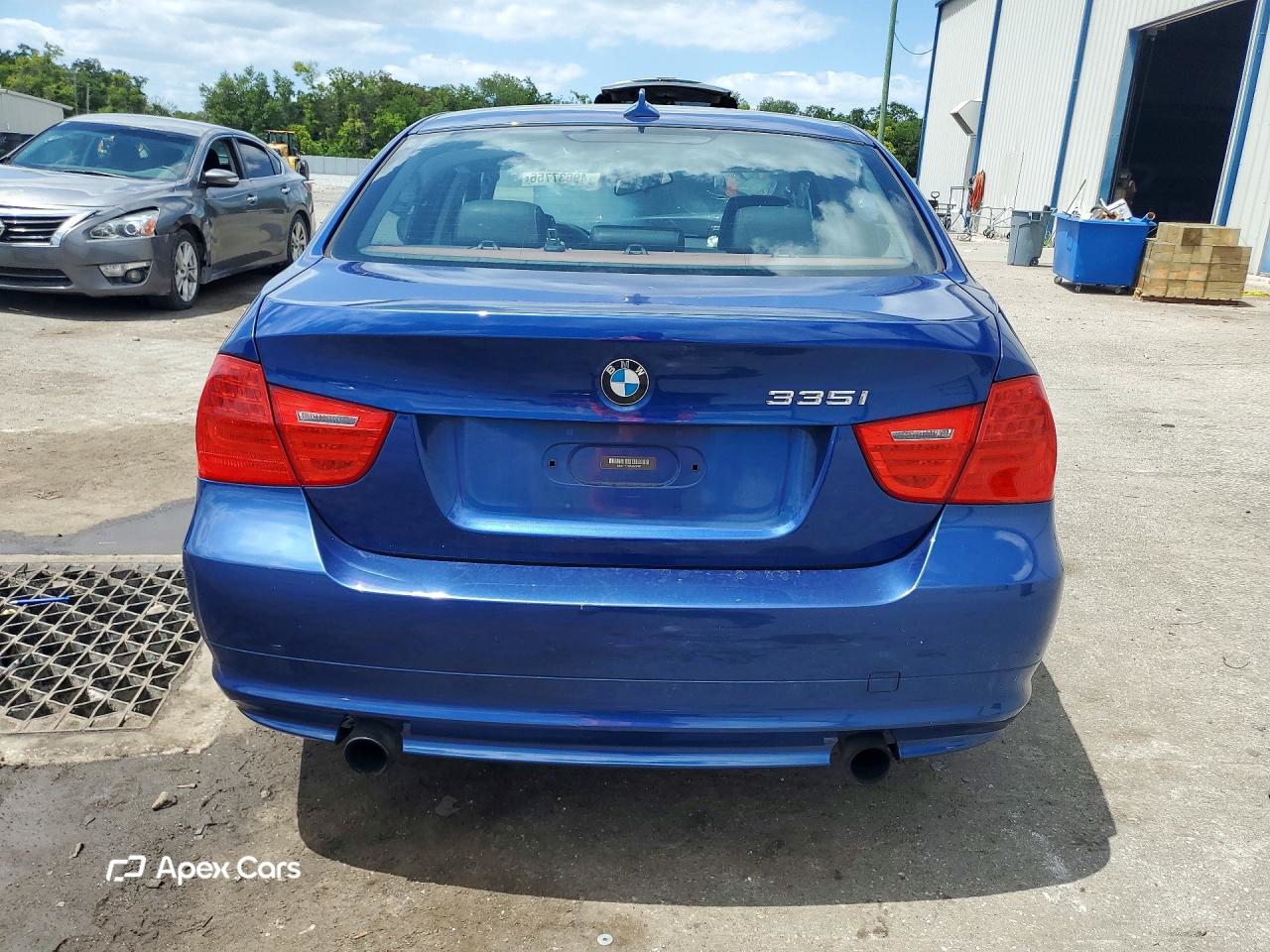BMW Series 3 2011