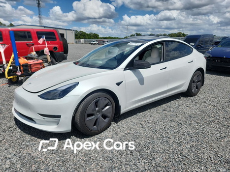 Tesla Model 3 2021 - Image 1 of 12