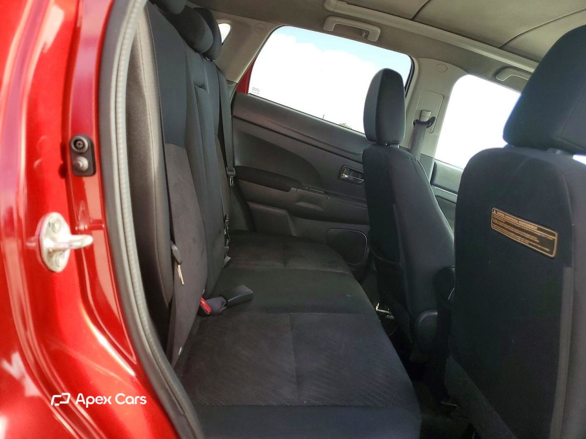 Mitsubishi Outlander 2014