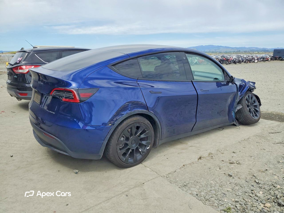 Tesla Model Y 2022