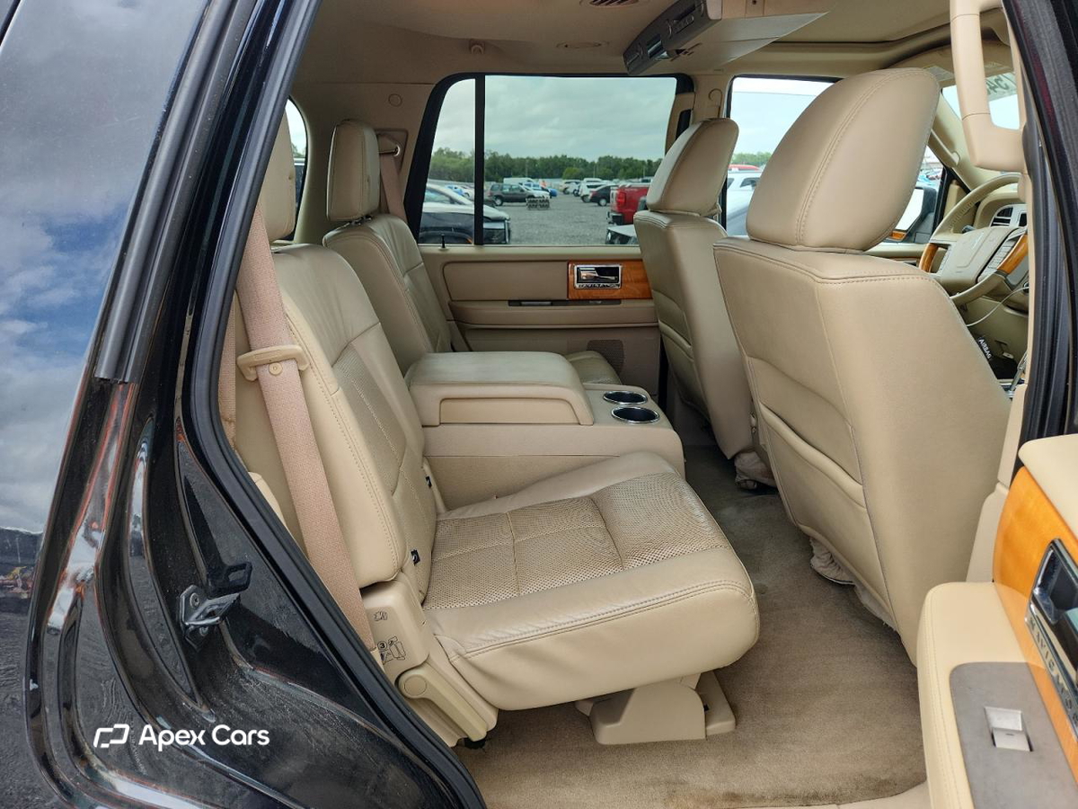 Lincoln Navigator 2010