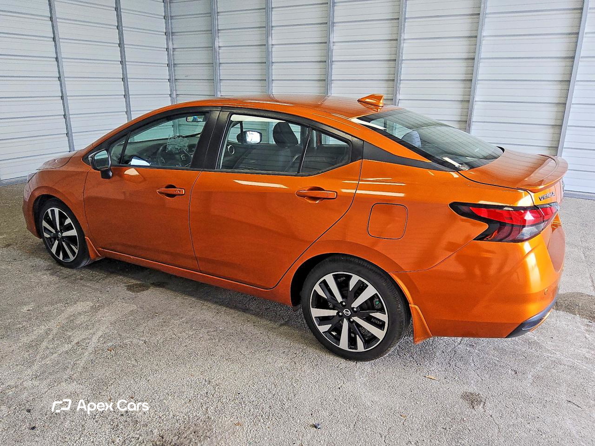 Nissan Versa 2021