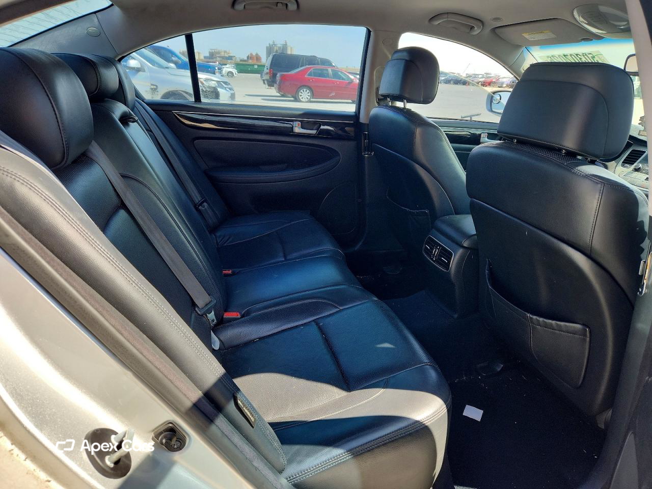 Hyundai Genesis 2013
