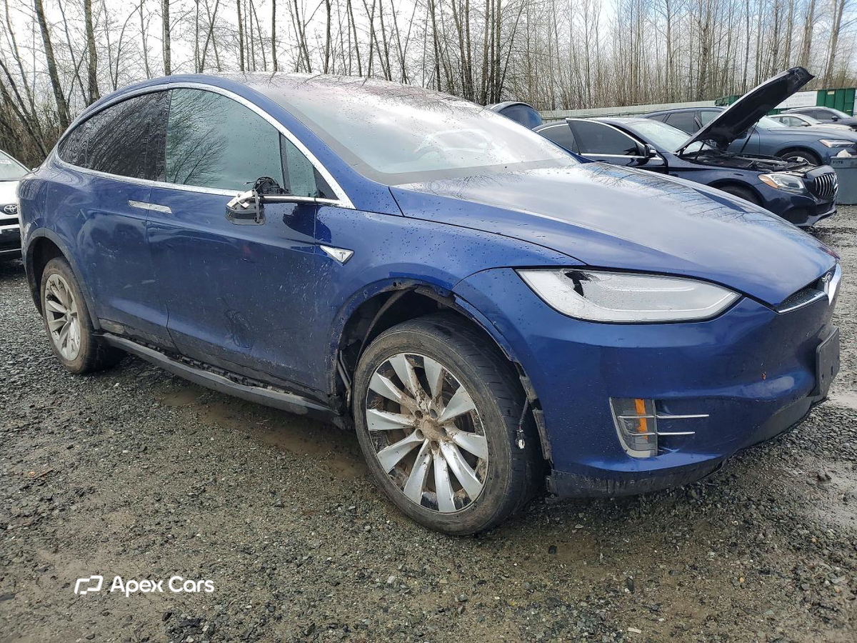 Tesla Model X 2016