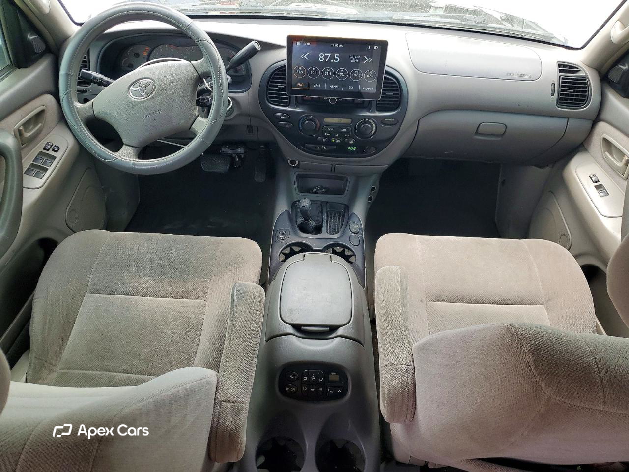 Toyota Sequoia 2004
