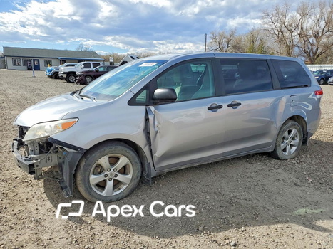 Toyota Sienna 2012 - Image 1 of 13