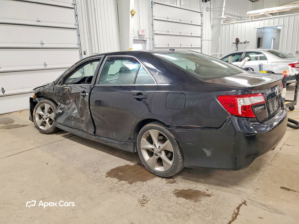 Toyota Camry 2012