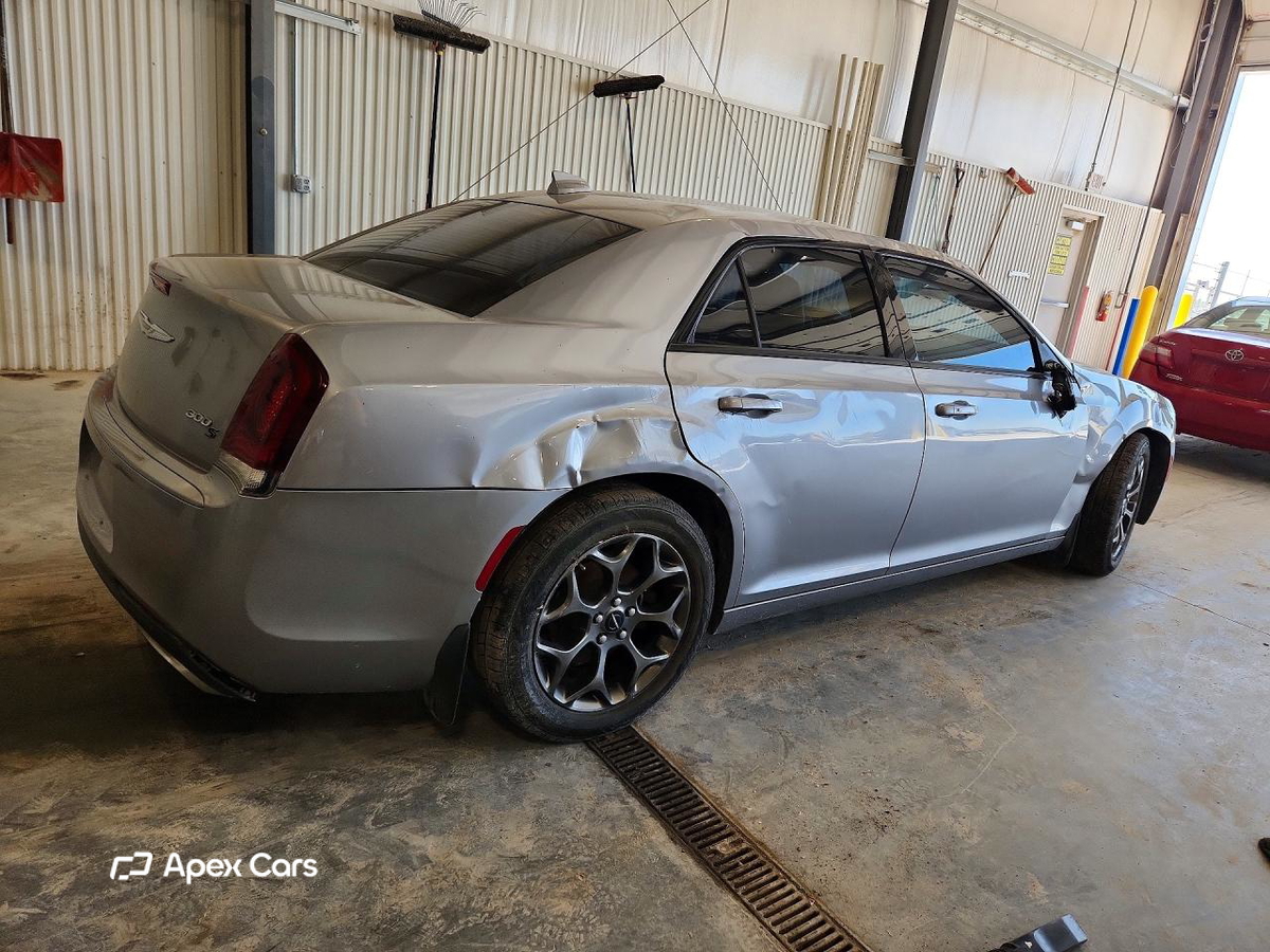Chrysler 300 2016