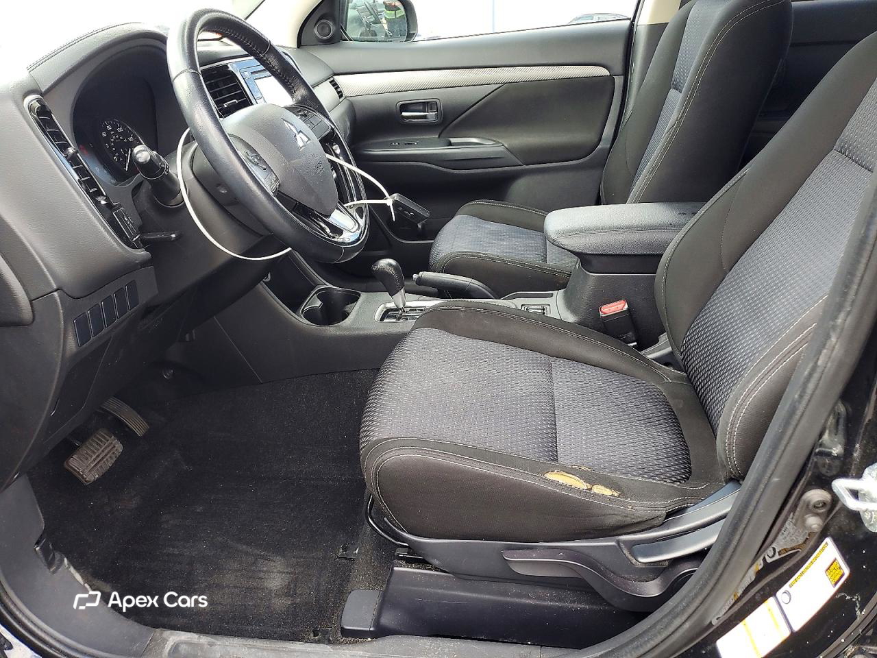 Mitsubishi Outlander 2016