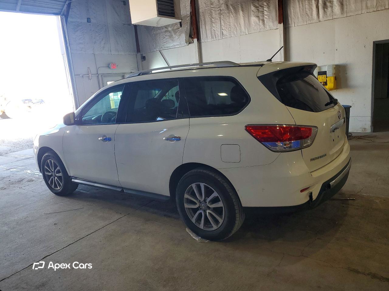 Nissan Pathfinder 2016