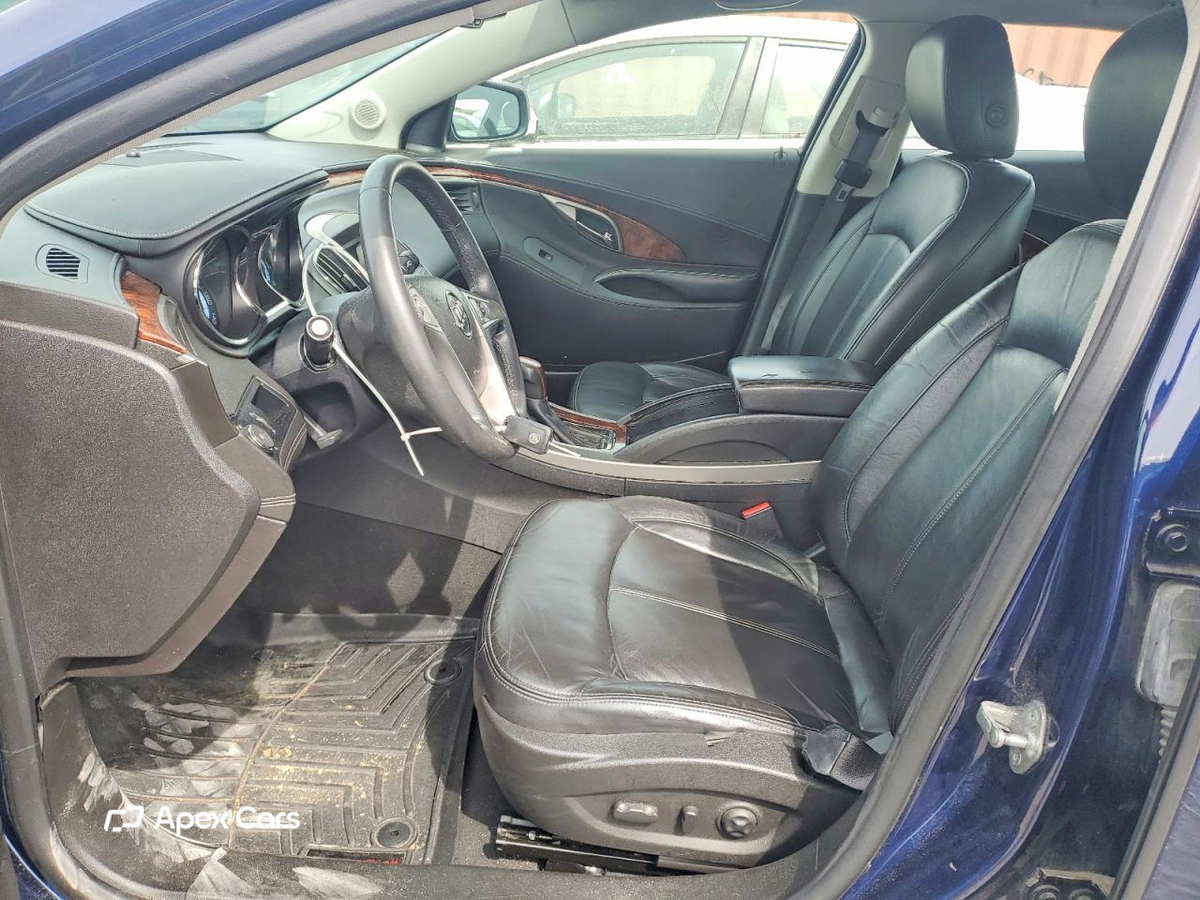 Buick LaCrosse 2011