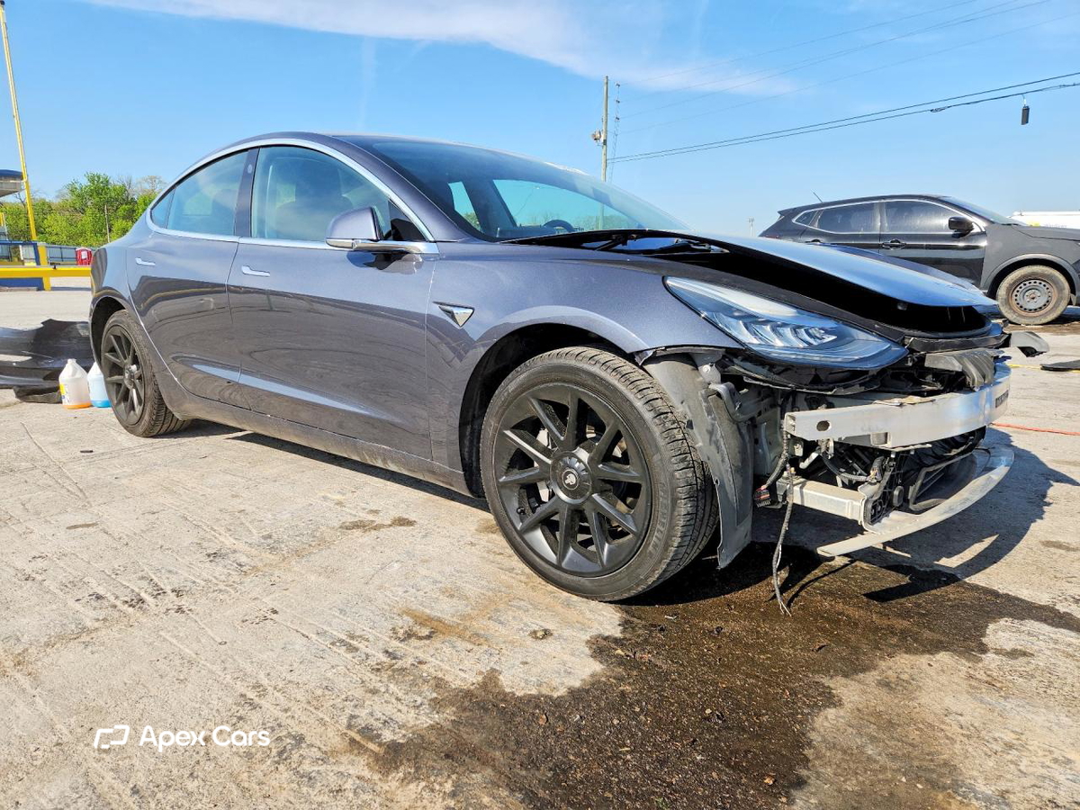 Tesla Model 3 2020