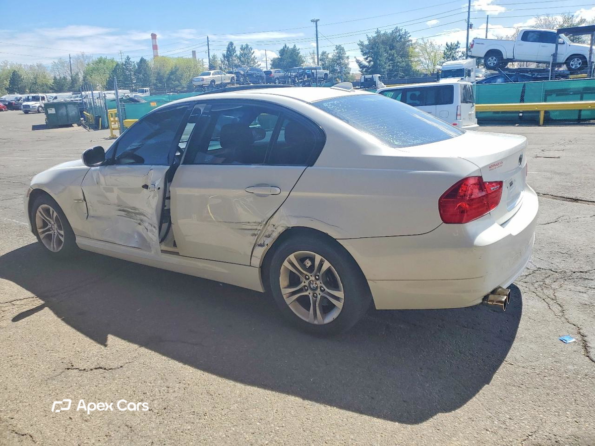BMW Series 3 2011