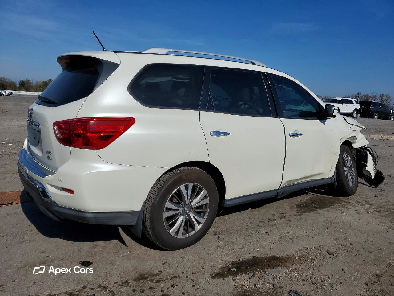 Nissan Pathfinder 2017