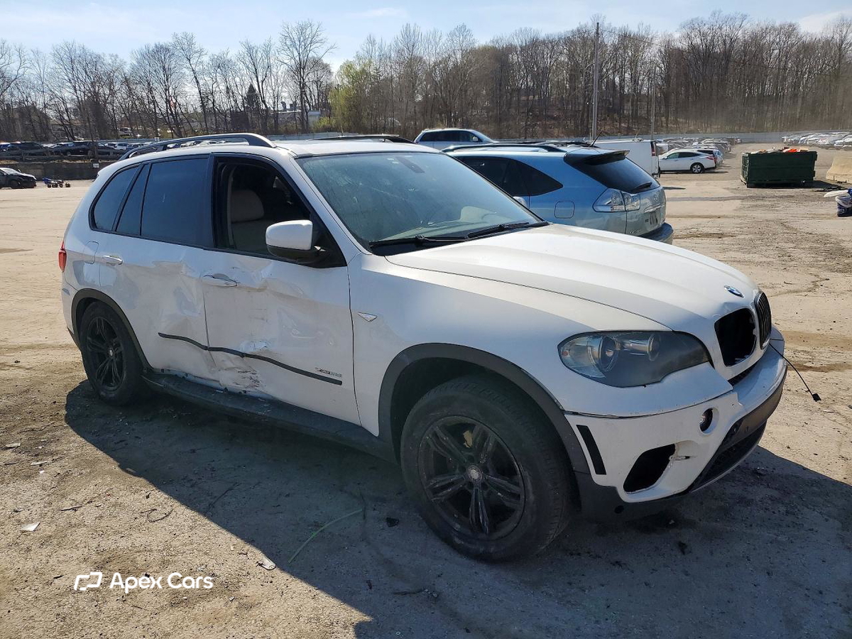 BMW X5 2011