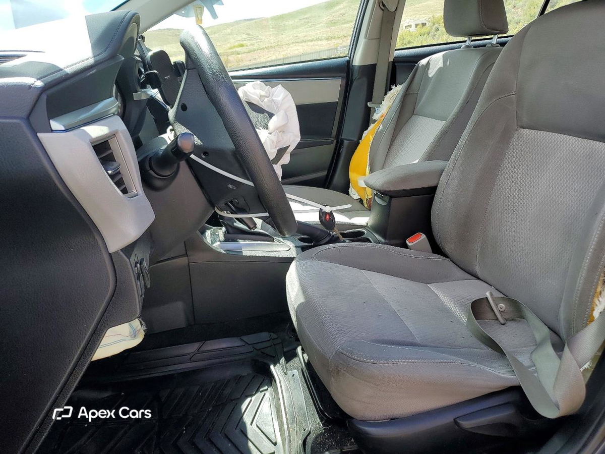 Toyota Corolla 2015