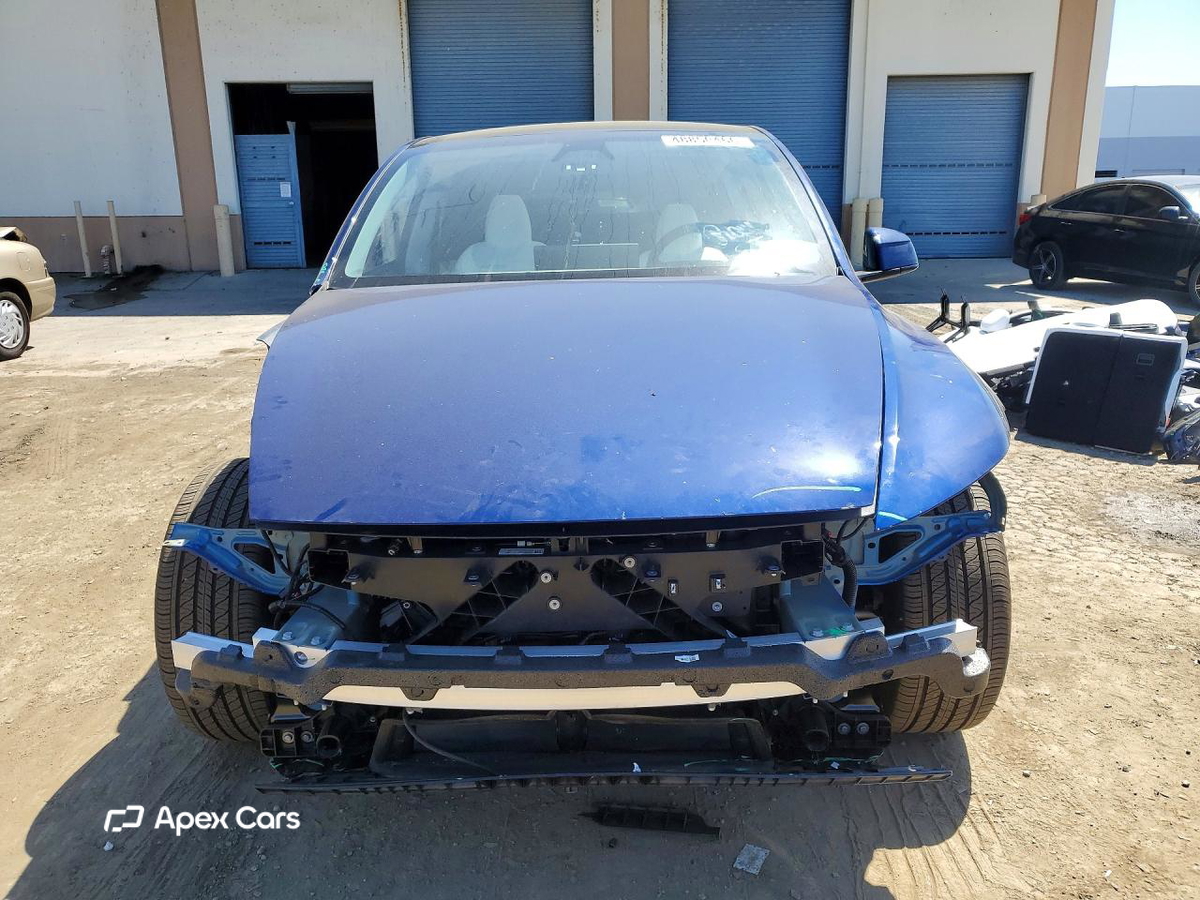 Tesla Model Y 2026
