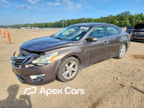 Nissan Altima 2015 - Zdjęcie 1 z 13