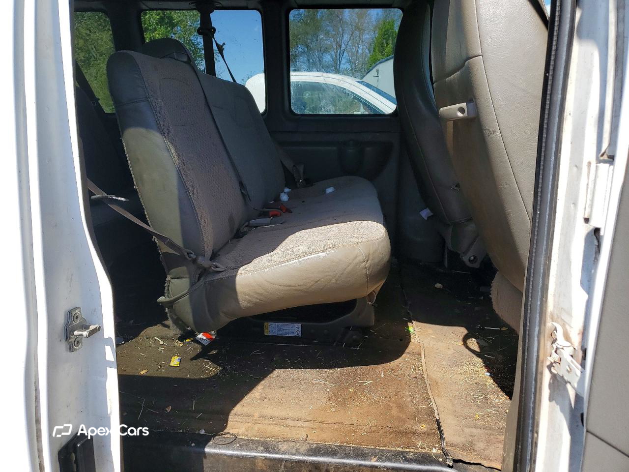Chevrolet Express 2013