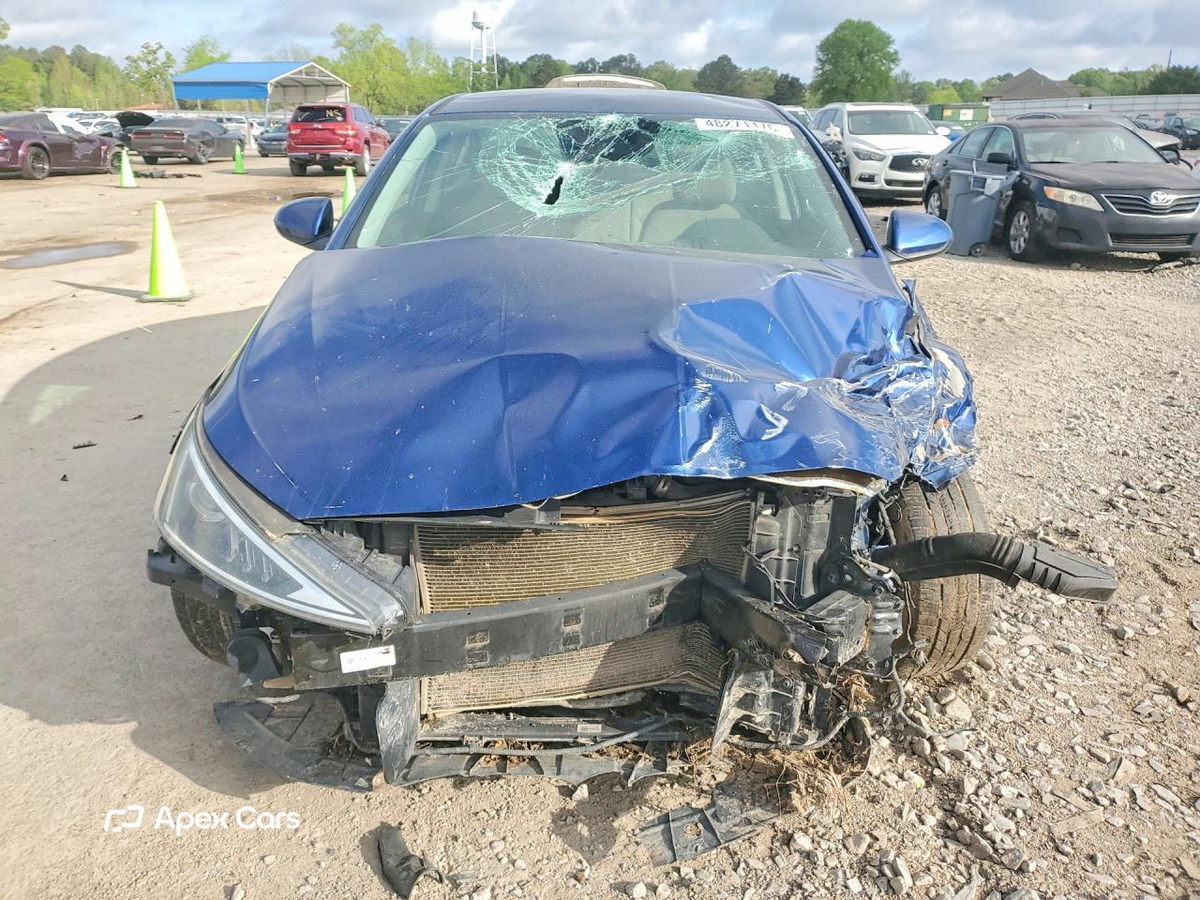 Hyundai Elantra 2020