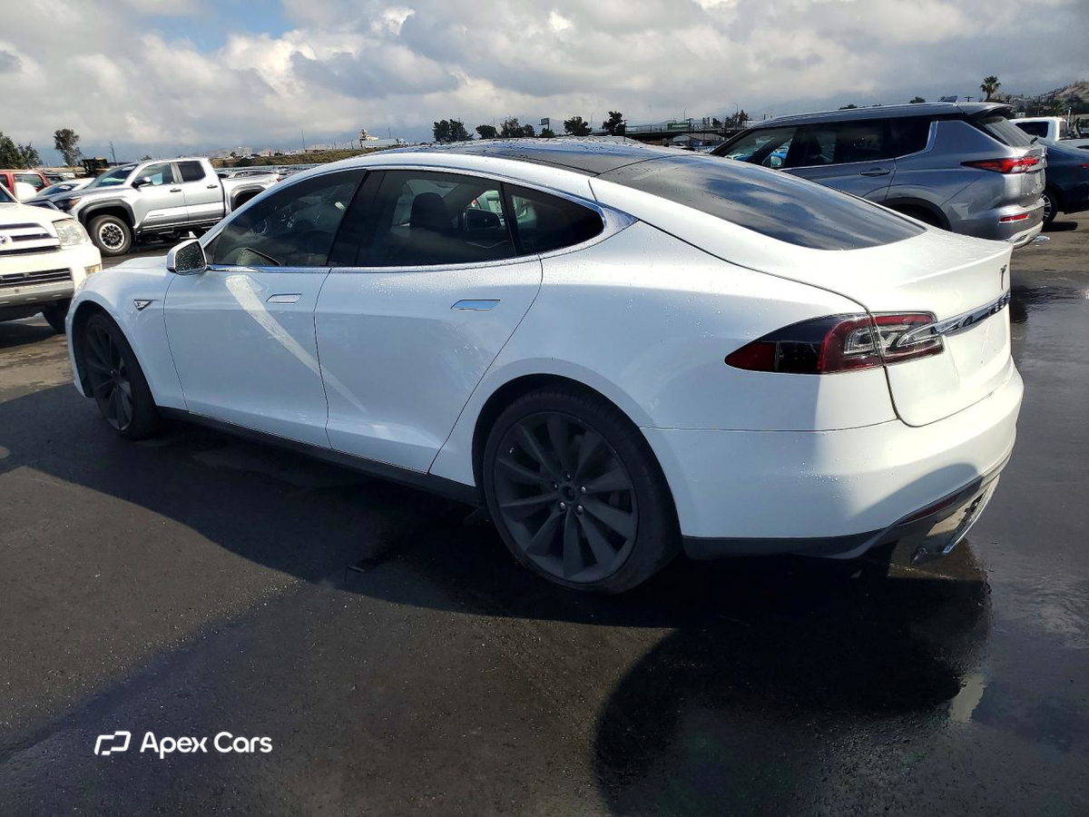 Tesla Model S 2013