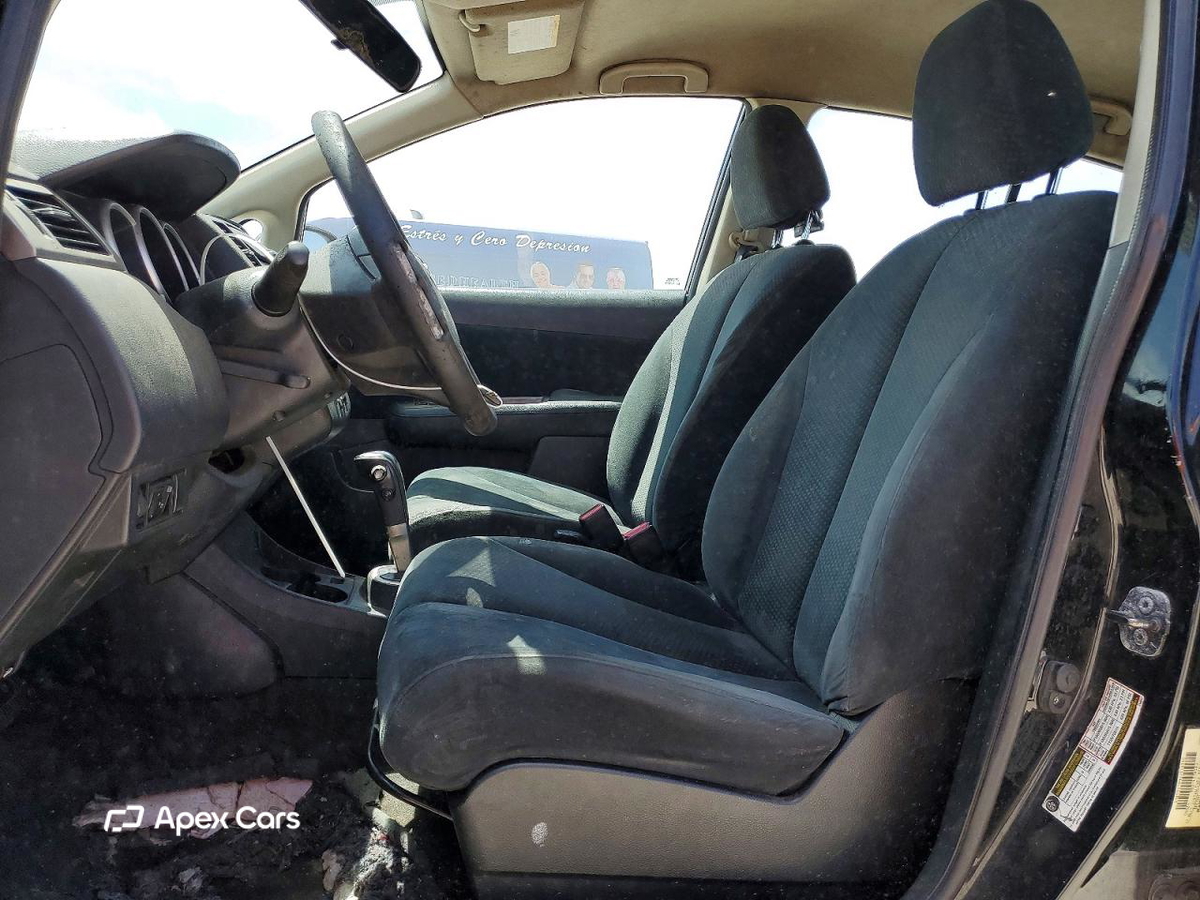 Nissan Versa 2010