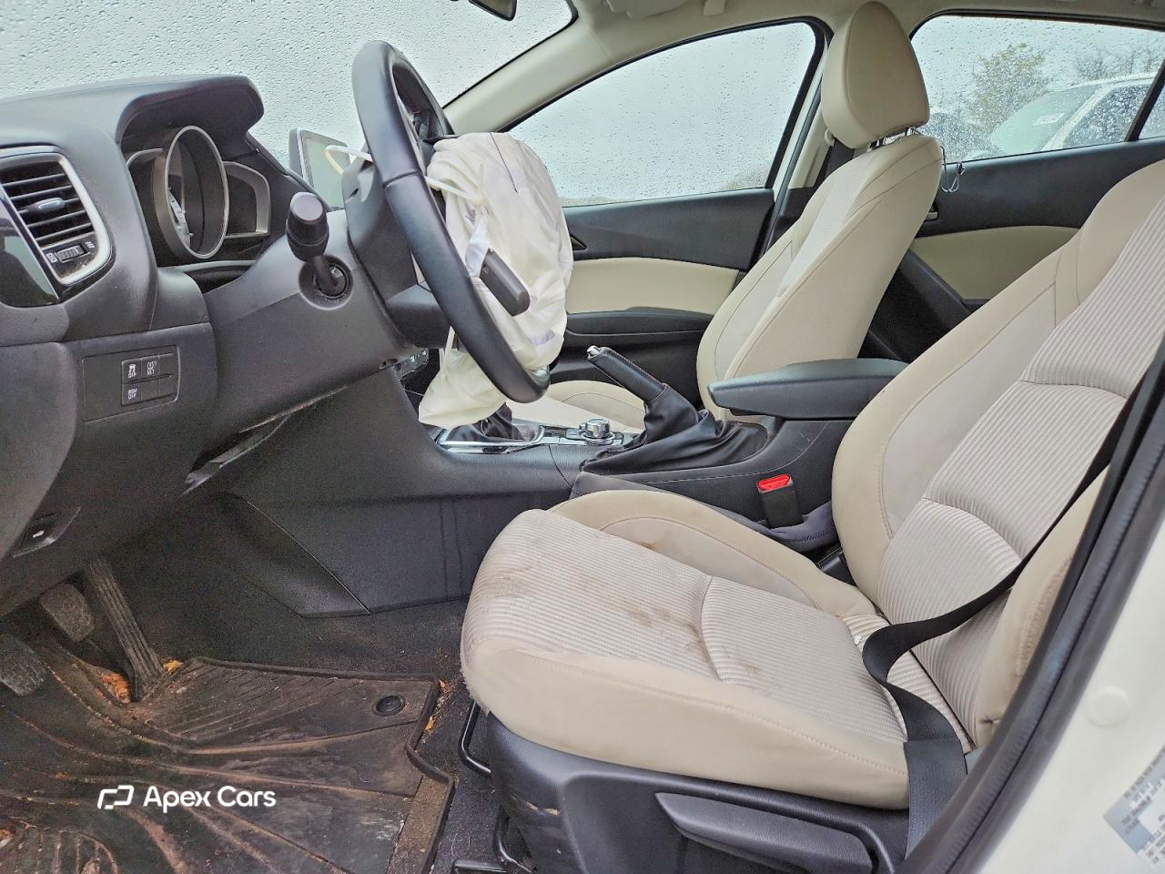 Mazda 3 2015