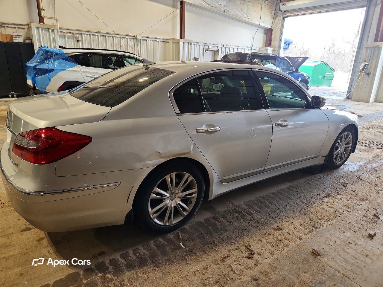 Hyundai Genesis 2013