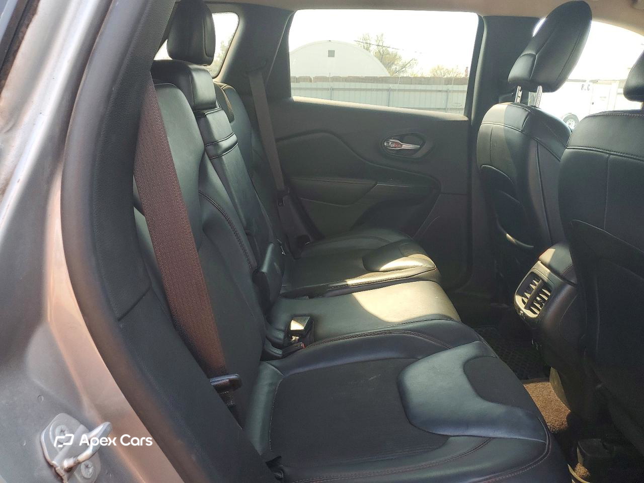 Jeep Cherokee 2016