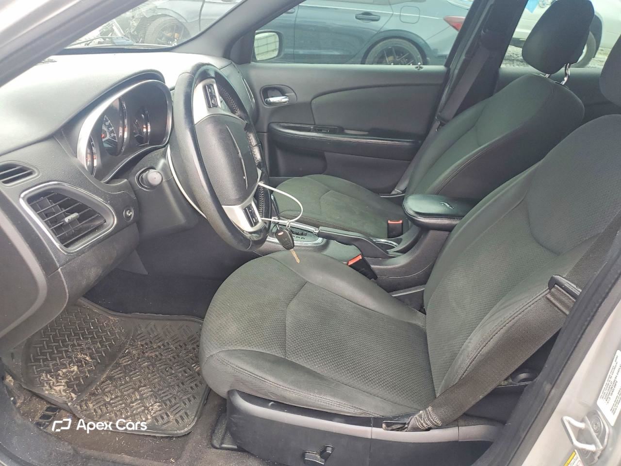 Chrysler 200 2012