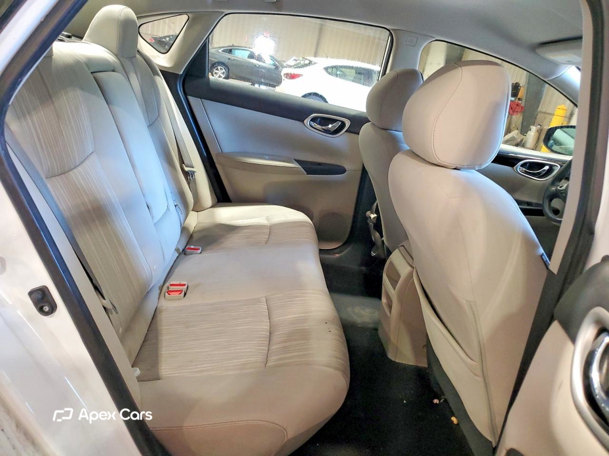Nissan Sentra 2016