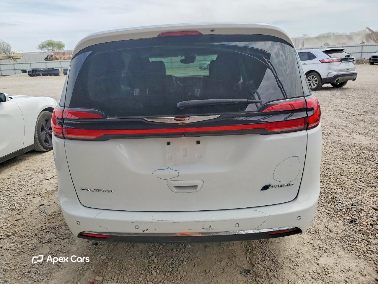 Chrysler Pacifica 2023