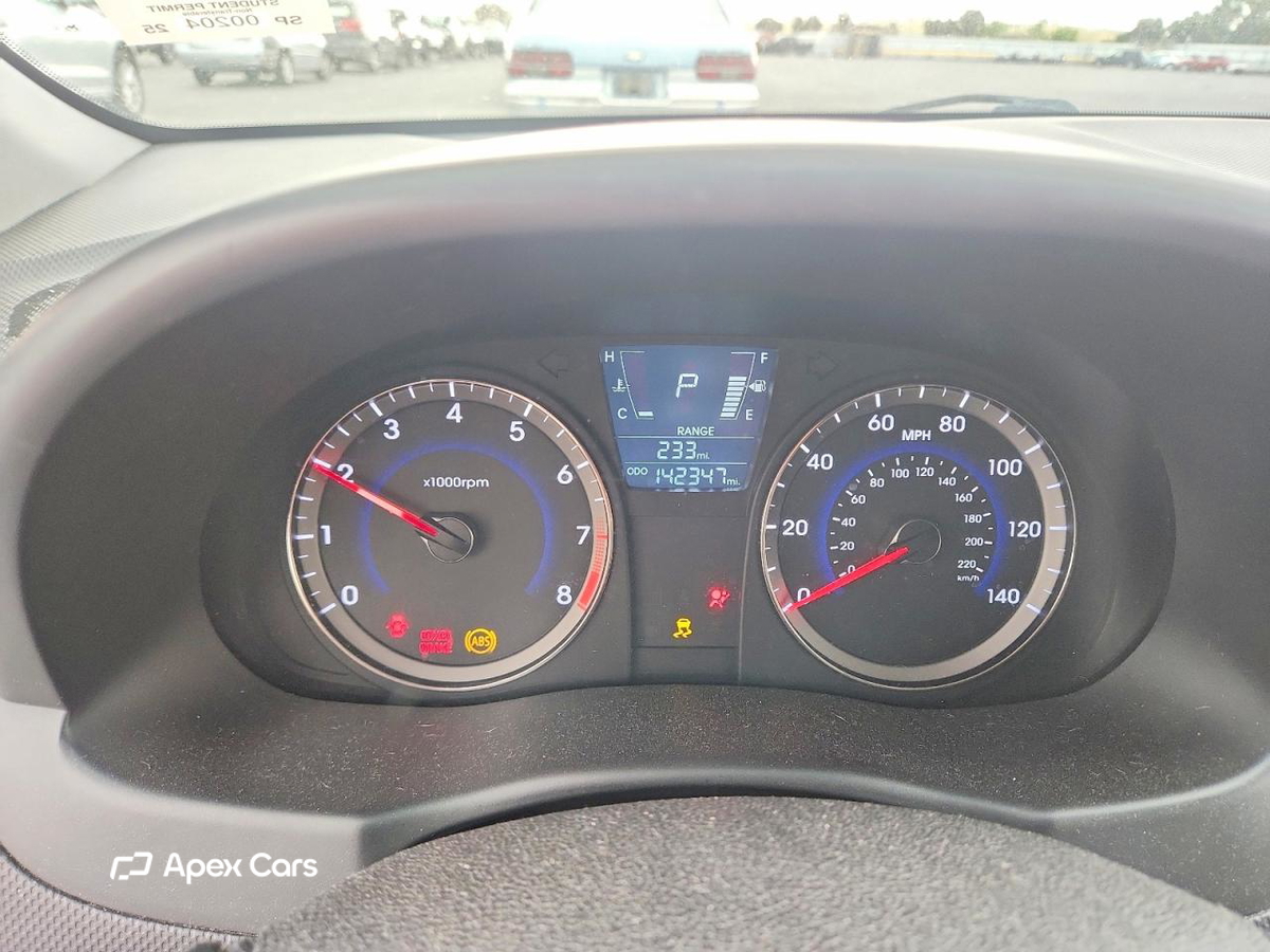 Hyundai Accent 2014