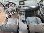 Mazda 3 2016