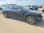 Chrysler 300 2018