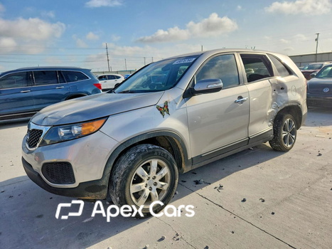 Kia Sorento 2012 - Image 1 of 15