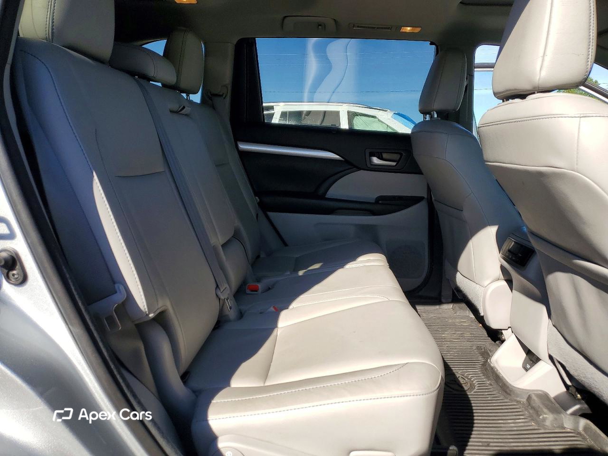 Toyota Highlander 2018