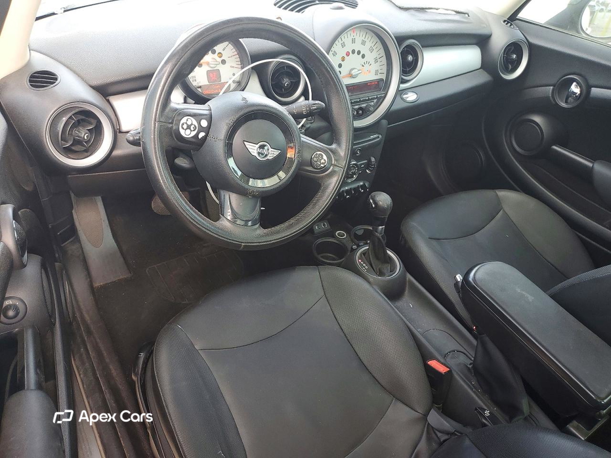 MINI Cooper 2013