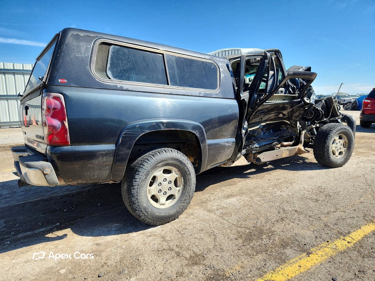 Chevrolet Silverado 2003
