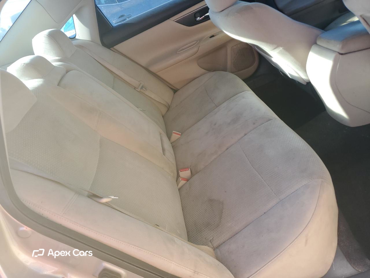 Nissan Altima 2015